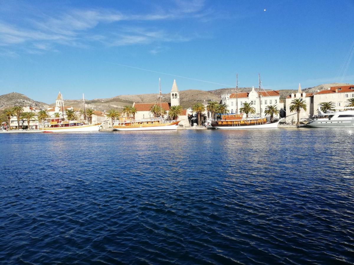 Apartments Luki Trogir Exterior photo
